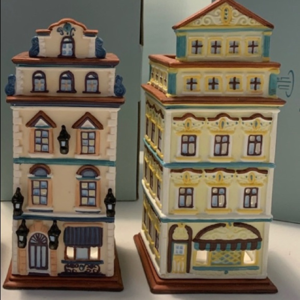 Set of 4 Vintage Retired PARTYLITE Buildings NIB